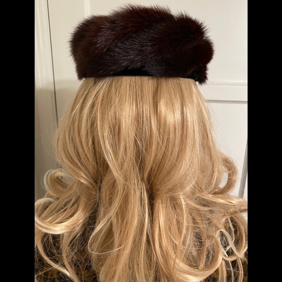 Vintage Mink Hat - Picture 10 of 15